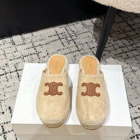 セリーヌ スリッパ