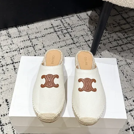 セリーヌ スリッパ