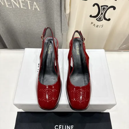 セリーヌ サンダル