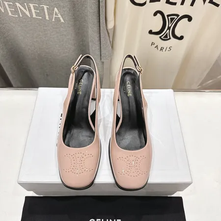 セリーヌ サンダル