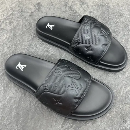 ルイヴィトン スリッパ