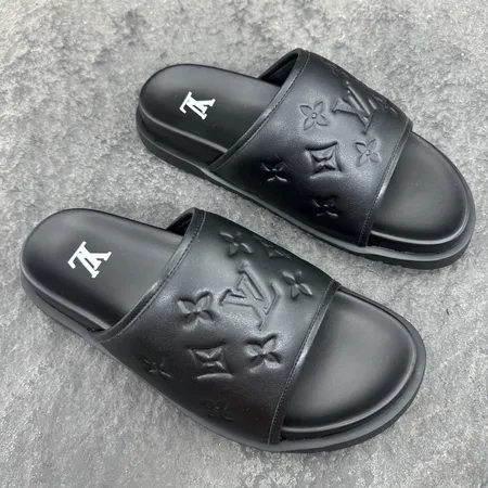 ルイヴィトン スリッパ