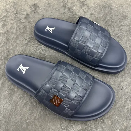 ルイヴィトン スリッパ