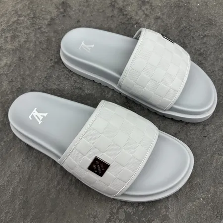 ルイヴィトン スリッパ