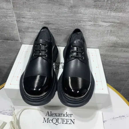 バレンシアガ カジュアルシューズ