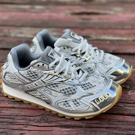 ボッテガ ヴェネタ カジュアルシューズ