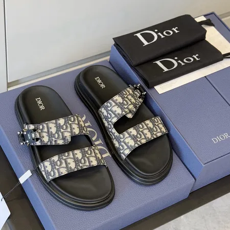 ディオール スリッパ