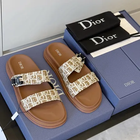 ディオール スリッパ