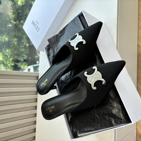 セリーヌ サンダル