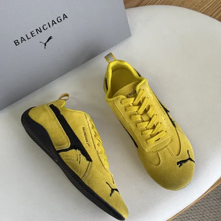 プーマ スニーカー