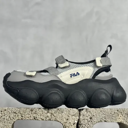 フィラ サンダル