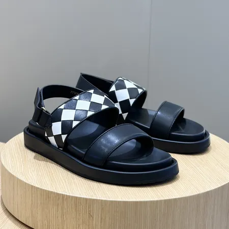 ボッテガ ヴェネタ サンダル