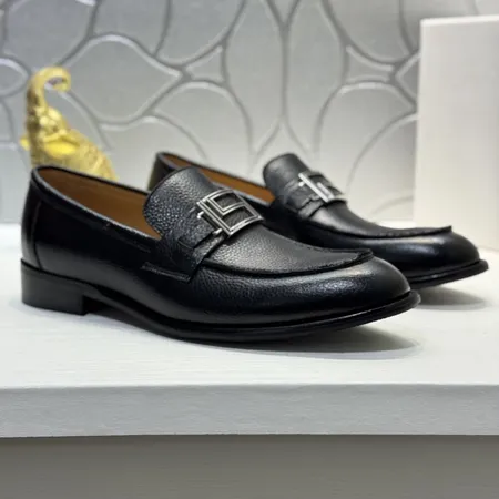 ヴェルサーチ ビジネスシューズ