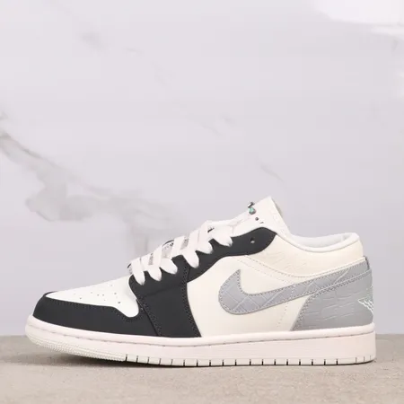 ナイキ スニーカー