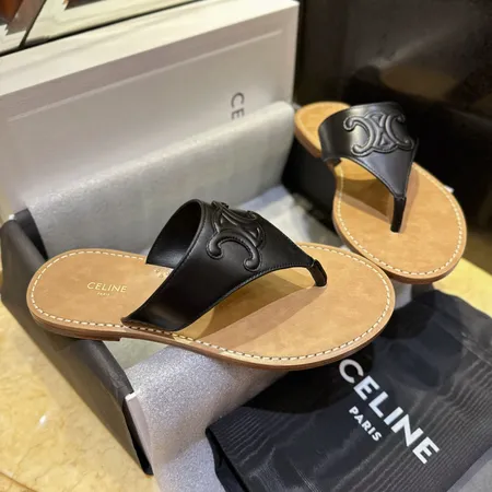 セリーヌ スリッパ