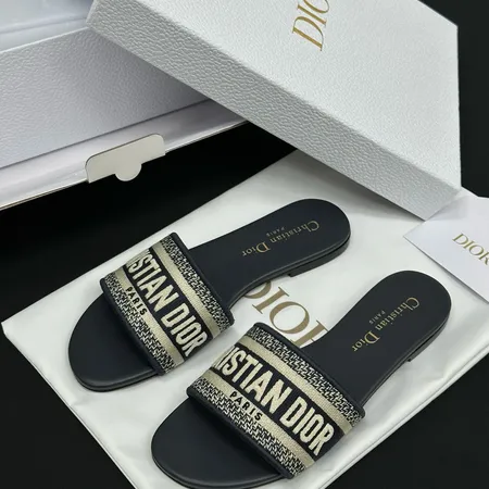 ディオール スリッパ