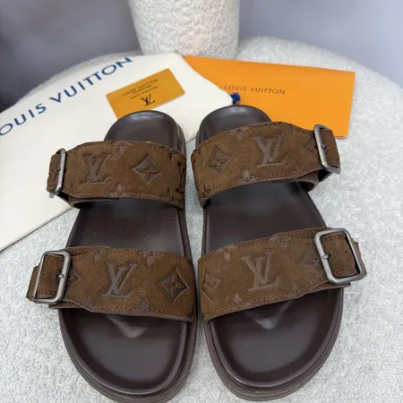 ルイヴィトン スリッパ