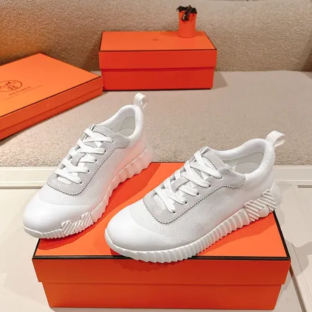 エルメス スニーカー