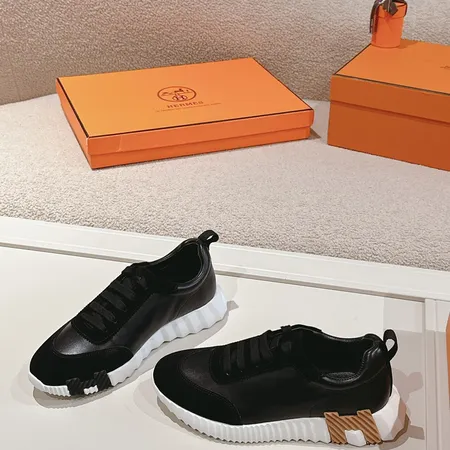 エルメス スニーカー