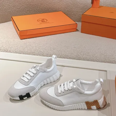 エルメス スニーカー
