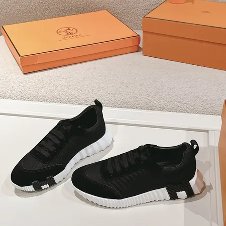 エルメス スニーカー