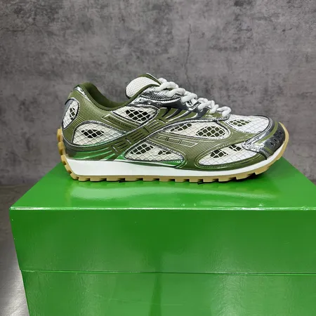 ボッテガ ヴェネタ スニーカー