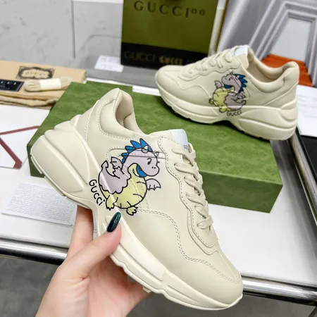 グッチ スニーカー