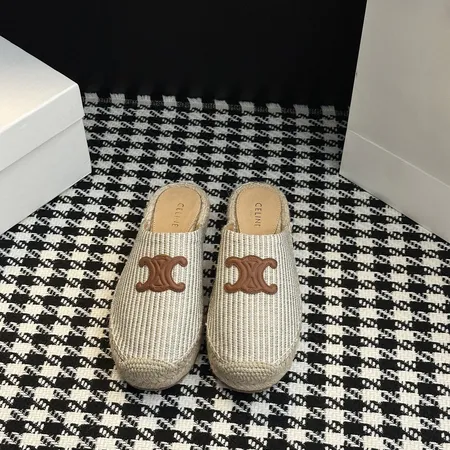 セリーヌ スリッパ