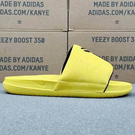 ナイキ スリッパ