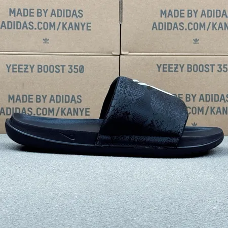 ナイキ スリッパ