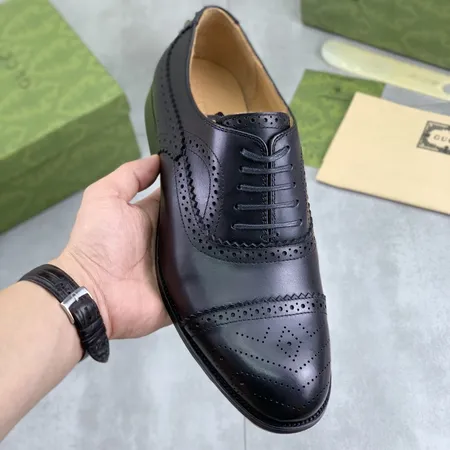 グッチ ビジネスシューズ