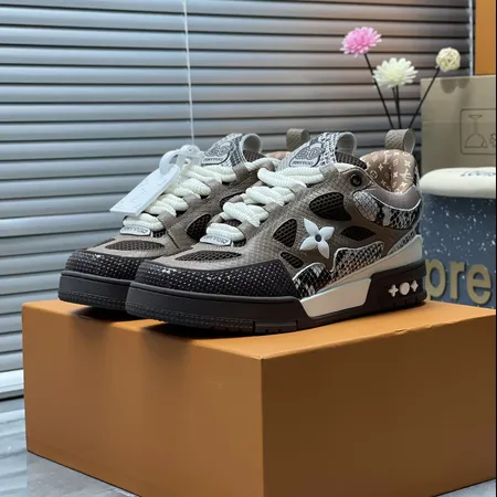 ルイヴィトン カジュアルシューズ