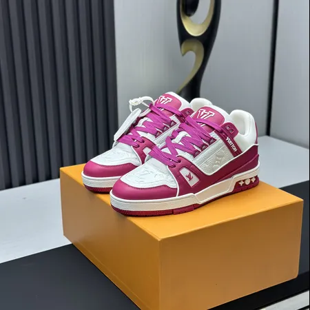 ルイヴィトン カジュアルシューズ