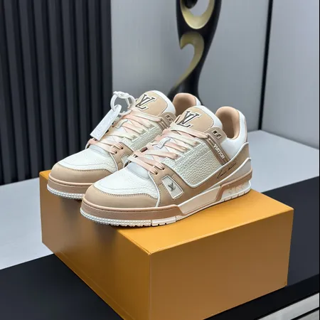 ルイヴィトン カジュアルシューズ