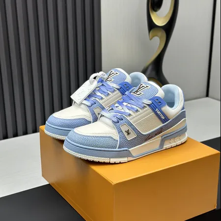 ルイヴィトン カジュアルシューズ