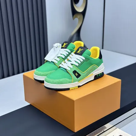 ルイヴィトン カジュアルシューズ