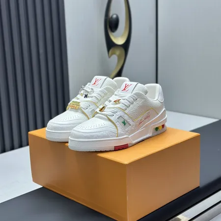 ルイヴィトン カジュアルシューズ