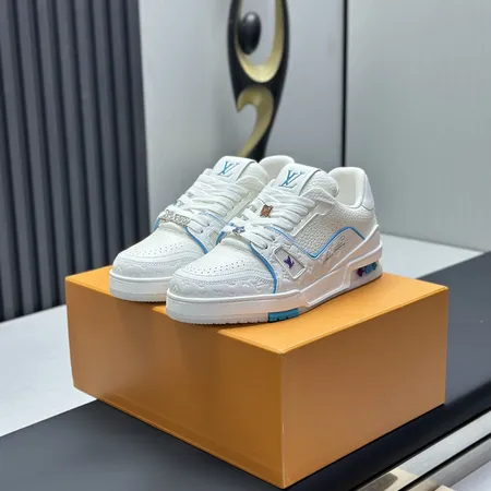 ルイヴィトン カジュアルシューズ