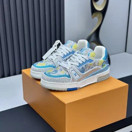 ルイヴィトン カジュアルシューズ