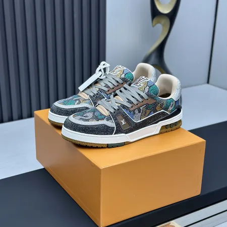 ルイヴィトン カジュアルシューズ