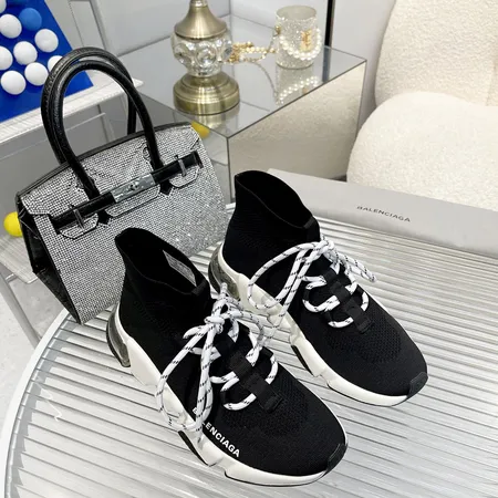 バレンシアガ カジュアルシューズ