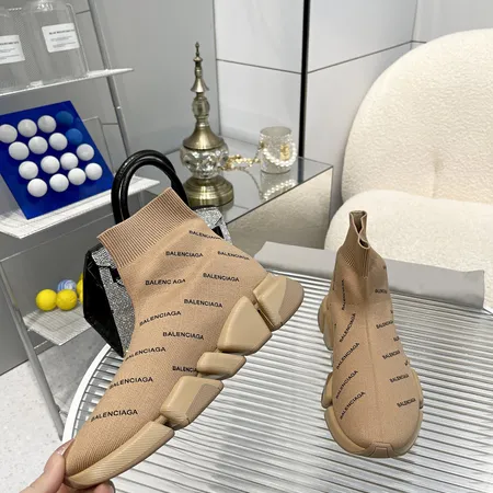 バレンシアガ カジュアルシューズ