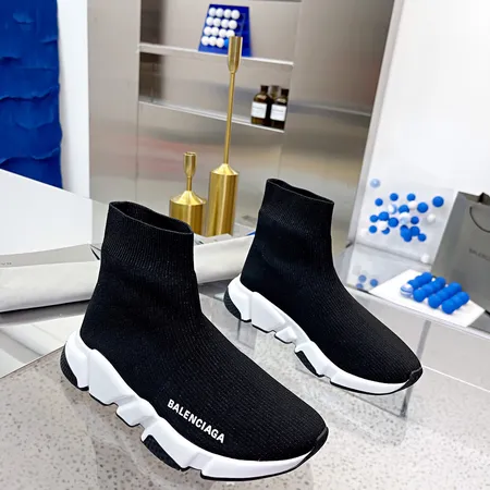 バレンシアガ カジュアルシューズ