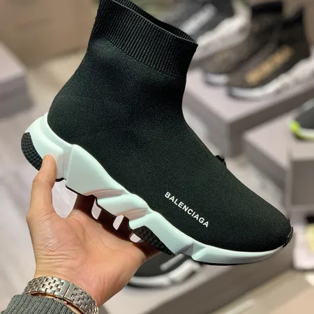 バレンシアガ カジュアルシューズ