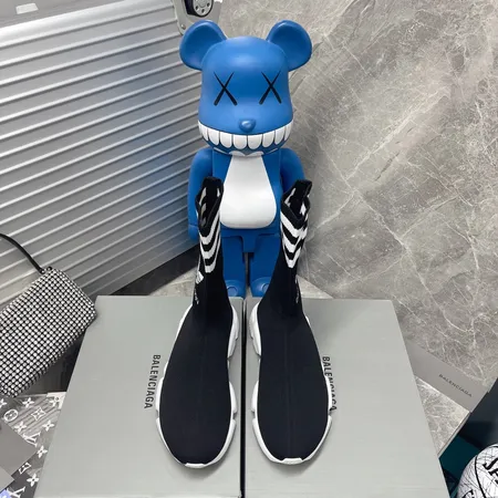 バレンシアガ カジュアルシューズ