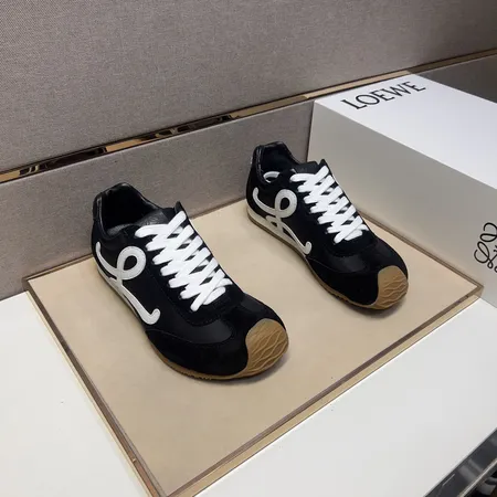 ロエベ カジュアルシューズ