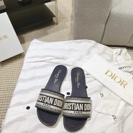 ディオール スリッパ