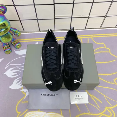 バレンシアガ カジュアルシューズ