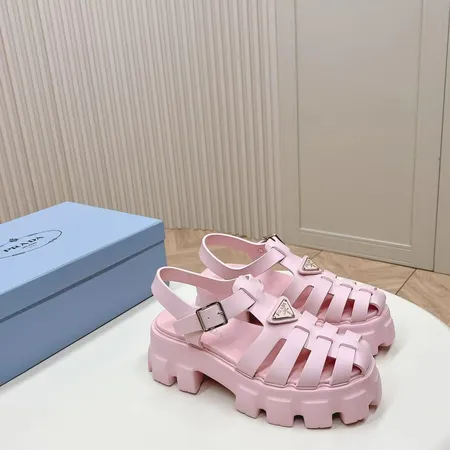 プラダ サンダル