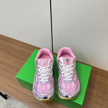 ボッテガ ヴェネタ スニーカー